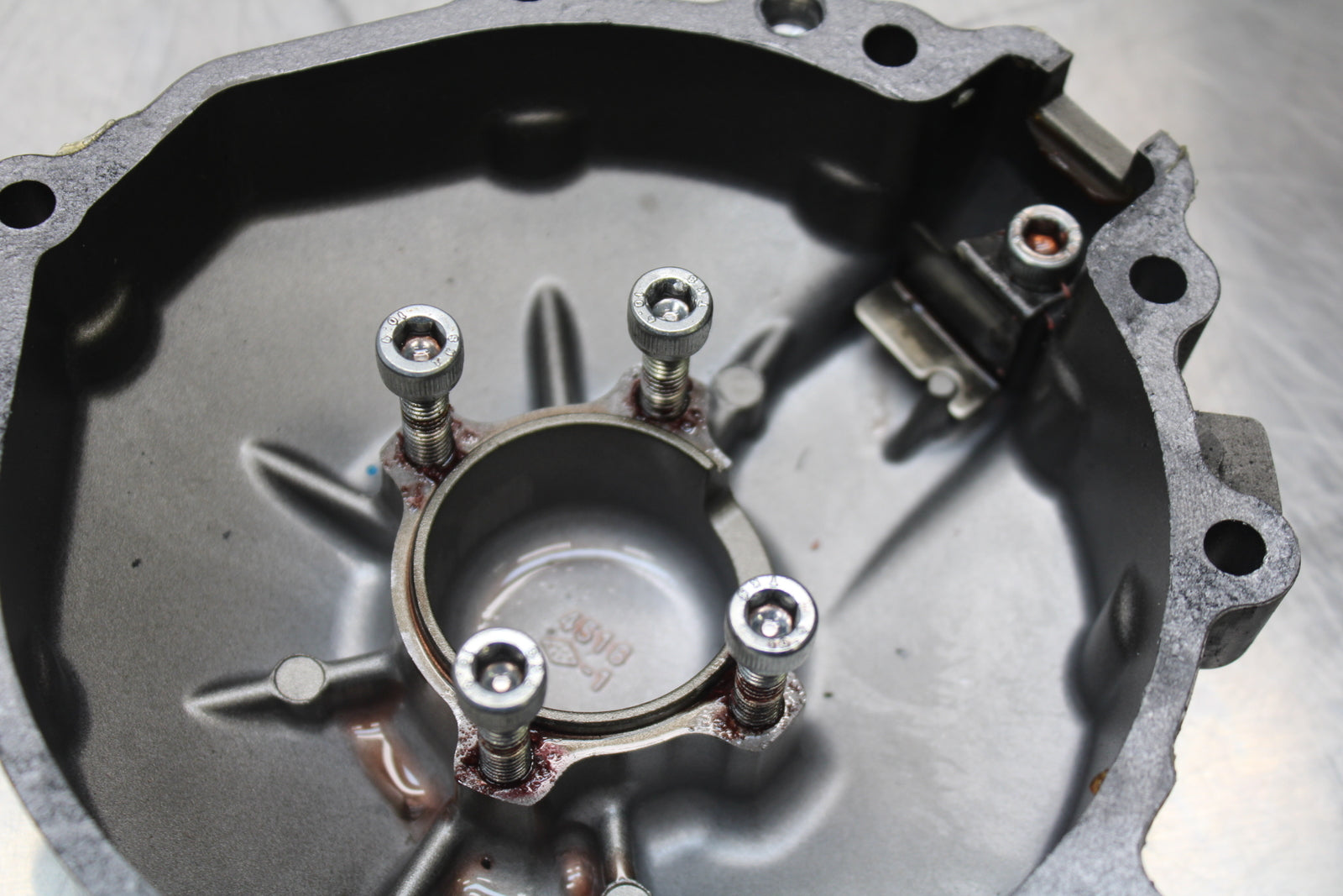 13-18 KAWASAKI NINJA ZX6R STATOR MAGNETO ALTERNATOR GENERATOR COVER BB143