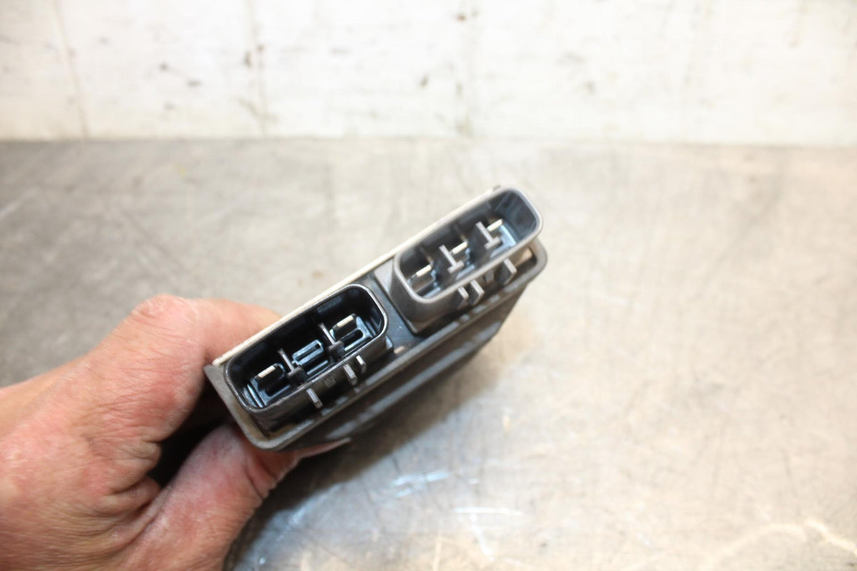 2016 Yamaha XSR900 ABS RECTIFIER VOLTAGE REGULATOR BB516