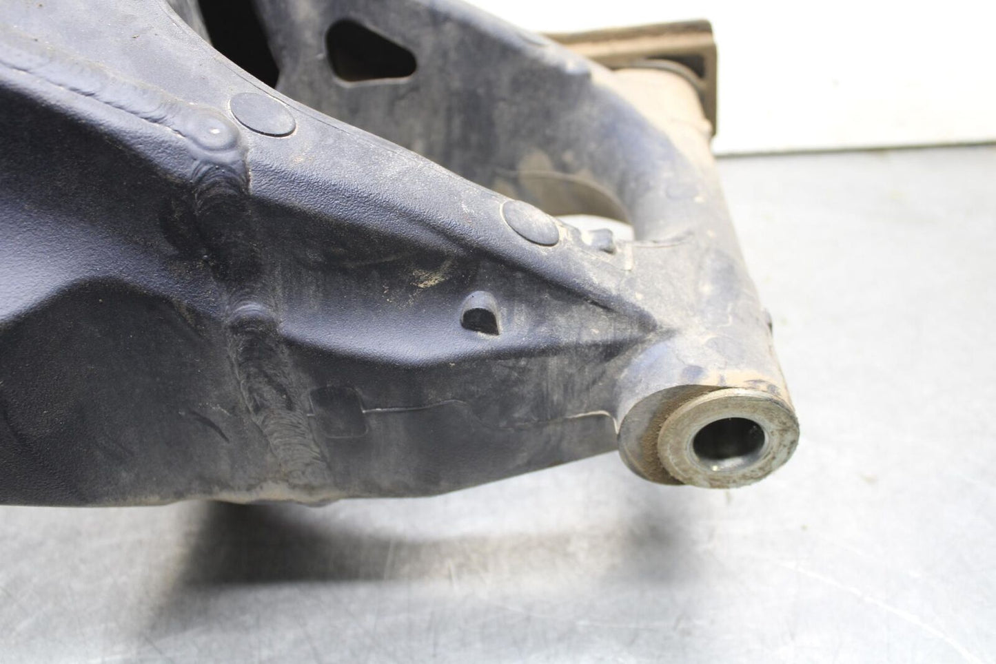 09-16 SUZUKI GSXR1000 REAR SWINGARM BACK SUSPENSION SWING ARM BB642
