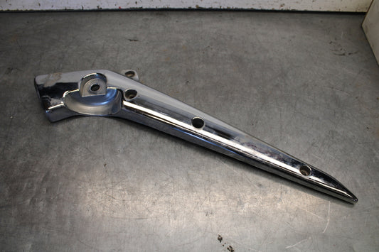 02-04 HONDA VTX1800S LEFT REAR FENDER SUPPORT SUBFRAME BB712