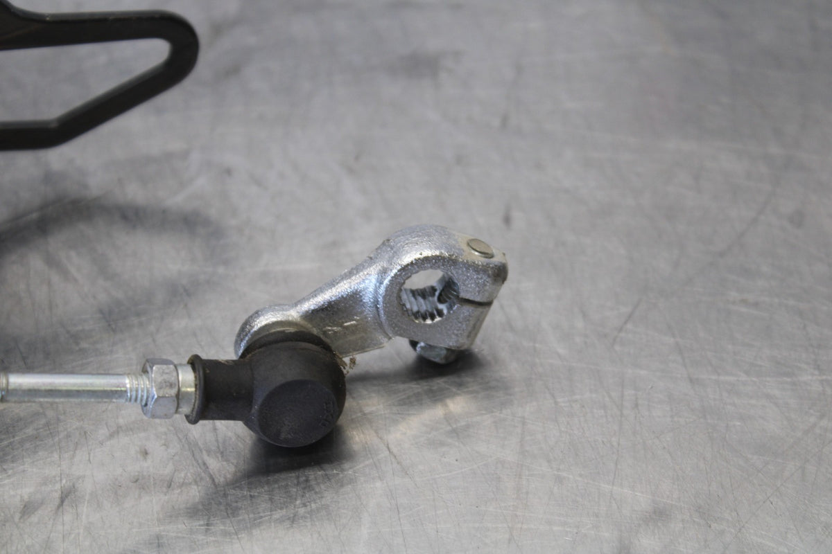 07 SUZUKI BOULEVARD M50 LEFT FRONT FOOT REST PEG STEP SHIFTER BB897