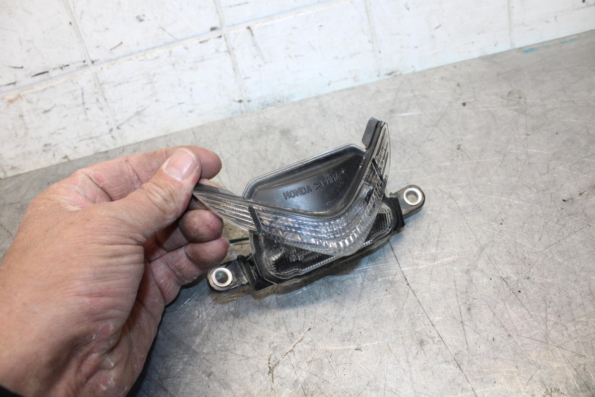 2009 Honda CBR600RR RUNNING PILOT FRONT LIGHT  BB536