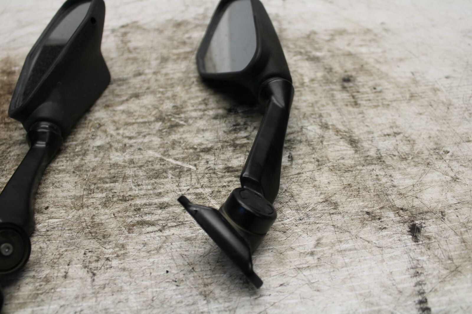 13-18 KAWASAKI NINJA ZX6R REAR VIEW MIRROR SET PAIR MIRRORS BB311