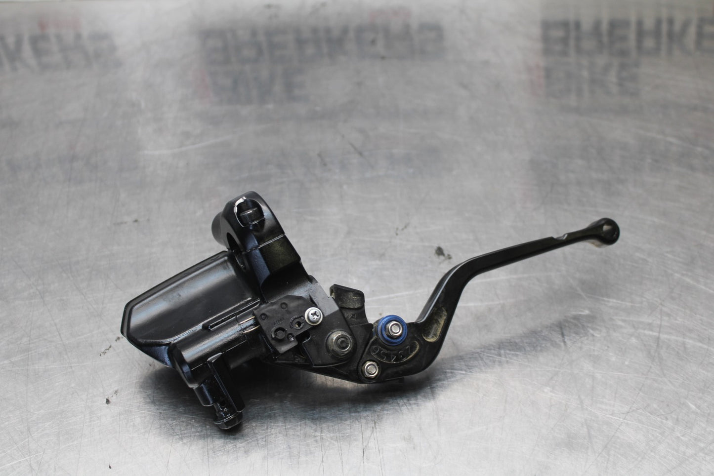 09-10 KAWASAKI ER-6N FRONT BRAKE MASTER CYLINDER w/ LEVER BB205