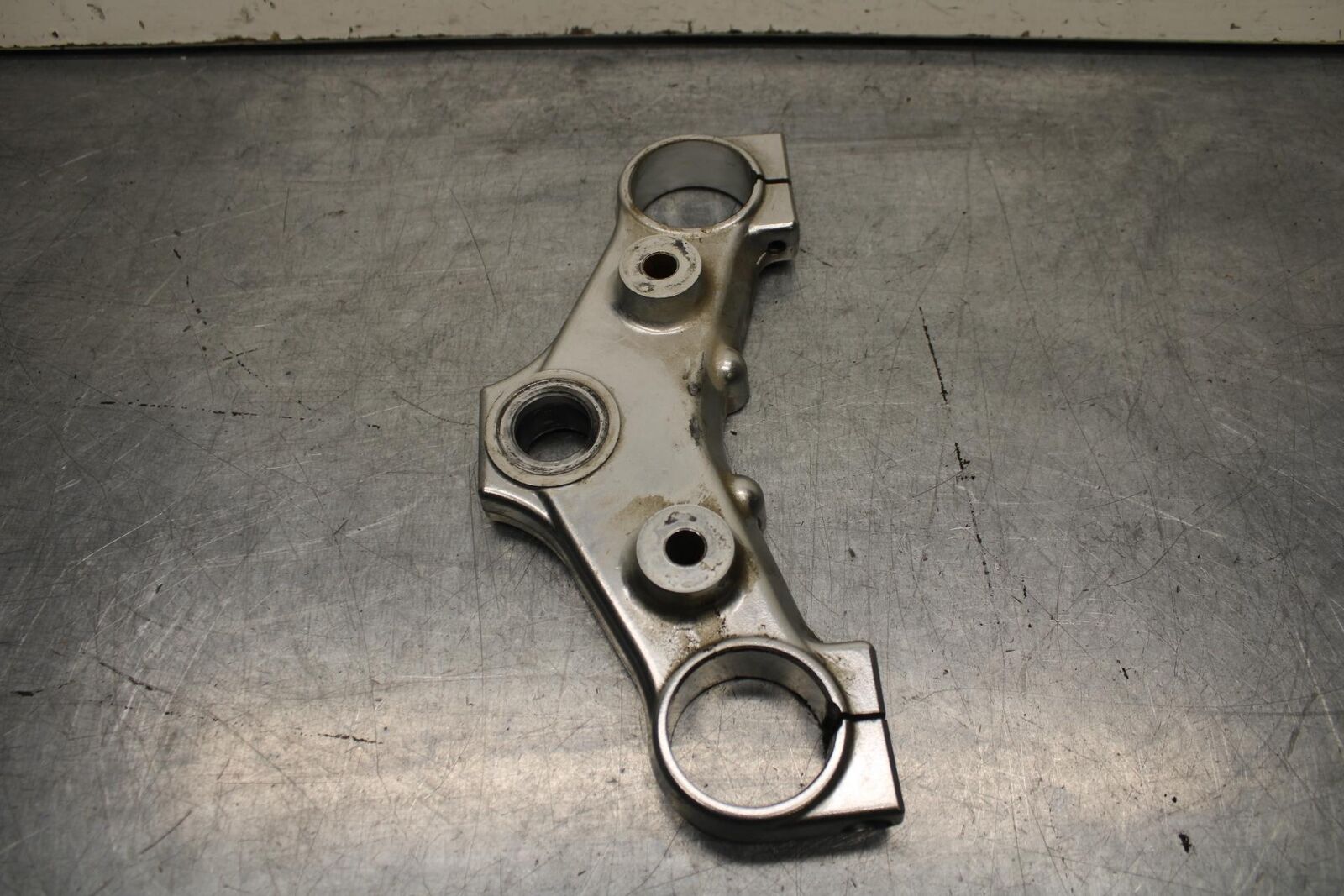 1998 Yamaha Vmax 1200 VMX1200 FORKS UPPER TRIPLE TREE CLAMP BB620