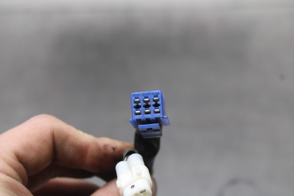 13 YAMAHA YZF R1 RIGHT CLIP ON HANDLE KILL OFF START SWITCH SWITCHES BB781
