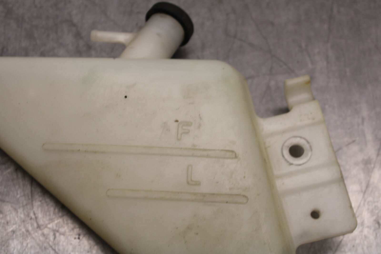 08-10 SUZUKI GSXR750 COOLANT WATER TANK RESERVOIR BOTTLE BB113