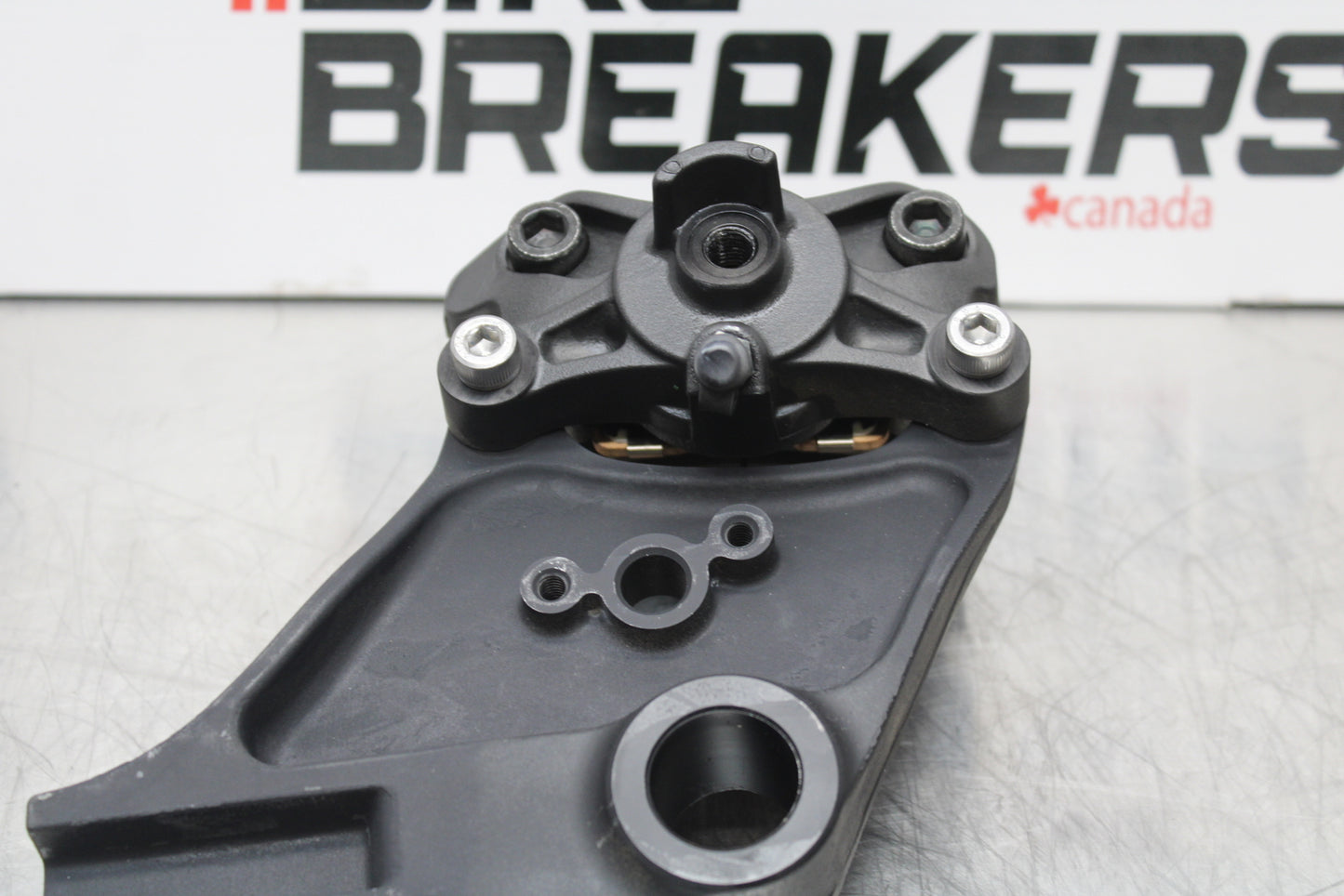 23-24 KAWASAKI NINJA ZX14R NEW!! REAR BACK BRAKE CALIPER W MOUNT BRACKET BB153