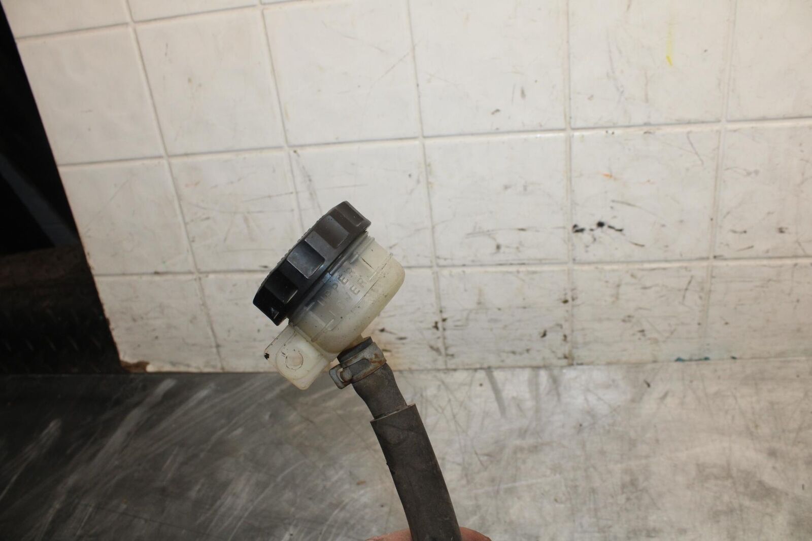 08-12 KAWASAKI NINJA 250R EX250J REAR  BRAKE MASTER CYLINDER W RESERVOIR BB496