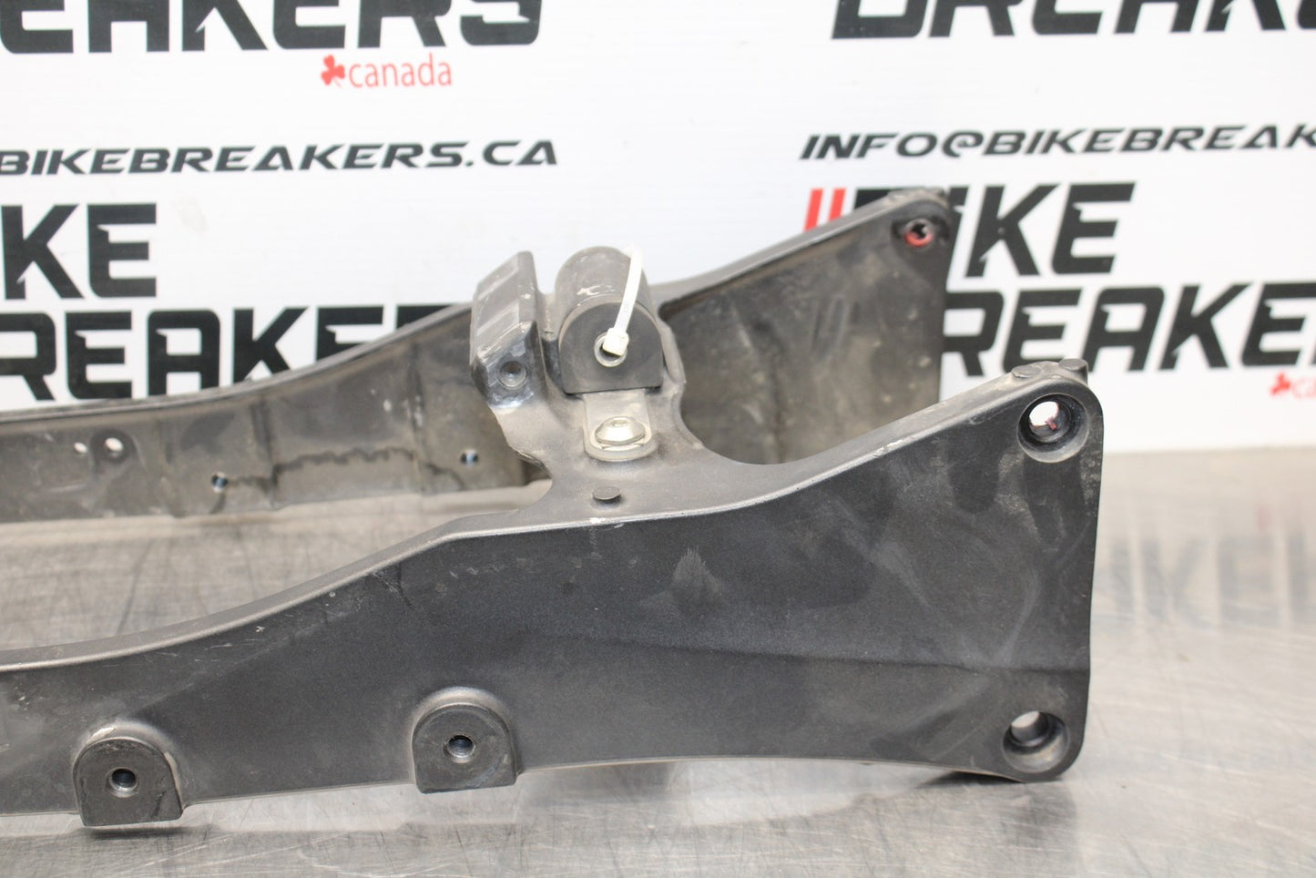 08 KAWASAKI NINJA ZX10R REAR SUBFRAME BACK SUB FRAME BB201