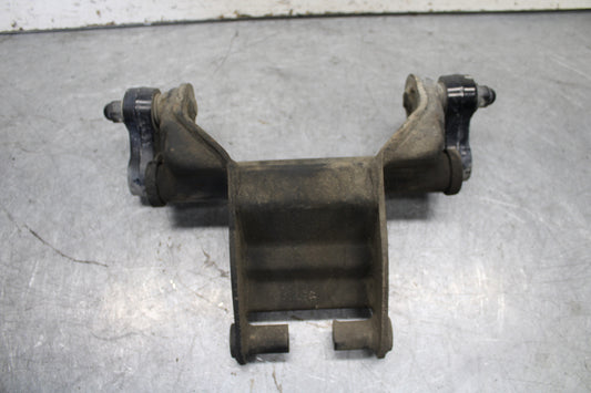 85-86 SUZUKI MADURA 1200 REAR BACK SHOCK ABSORBER MOUNT  BB691