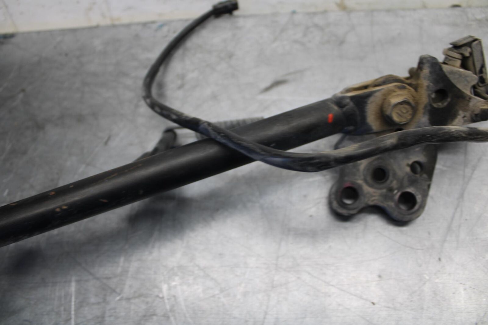 18 KAWASAKI Z 400 KICKSTAND SIDE KICK STAND BB469