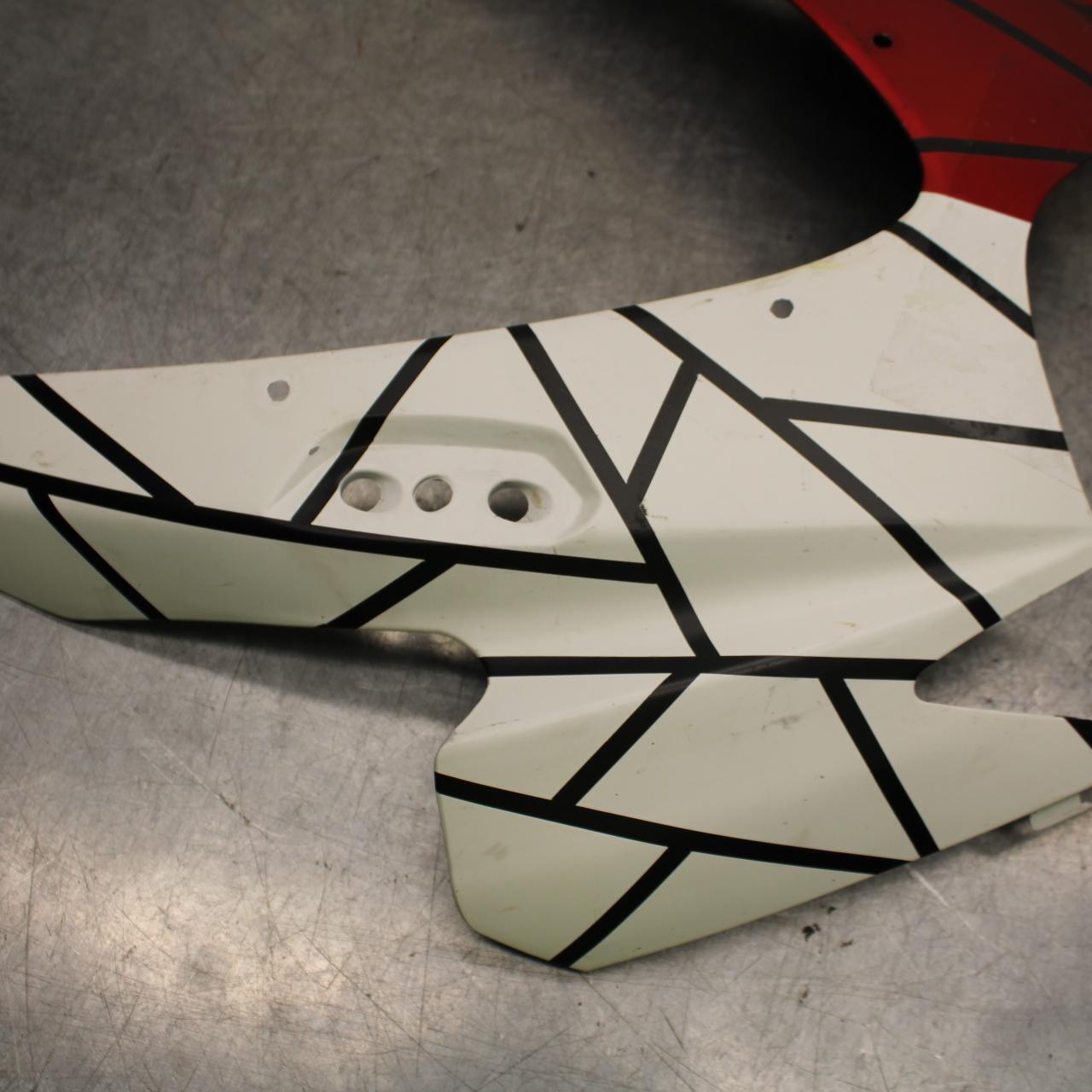06-07 SUZUKI GSXR750 FRONT UPPER NOSE FAIRING COWL SHROUD BB645