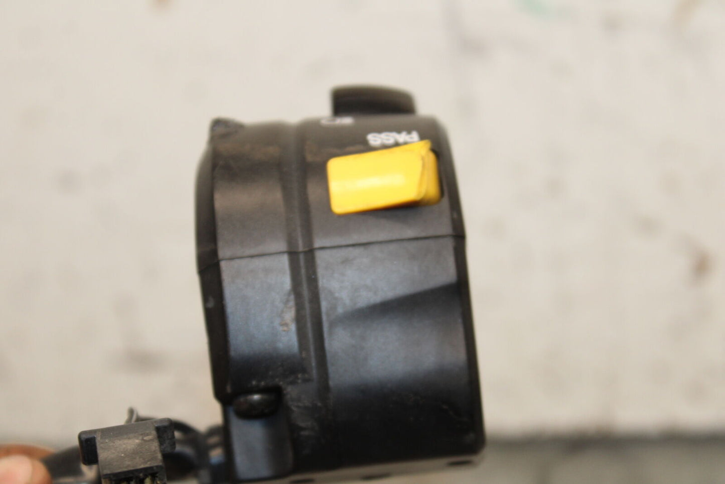 06-07 SUZUKI GSXR 600 LEFT CLIP ON HANDLE HORN SIGNALS SWITCH SWITCHES BB737