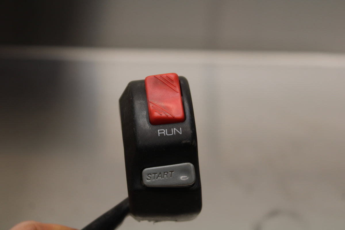 96 YAMAHA YZF750R RIGHT CLIP ON HANDLE KILL OFF START SWITCH SWITCHES BB137