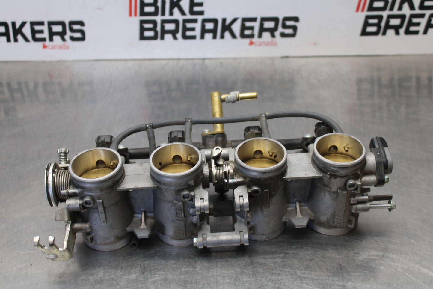 05-06 SUZUKI GSXR1000 MAIN FUEL INJECTORS / THROTTLE BODIES BB773