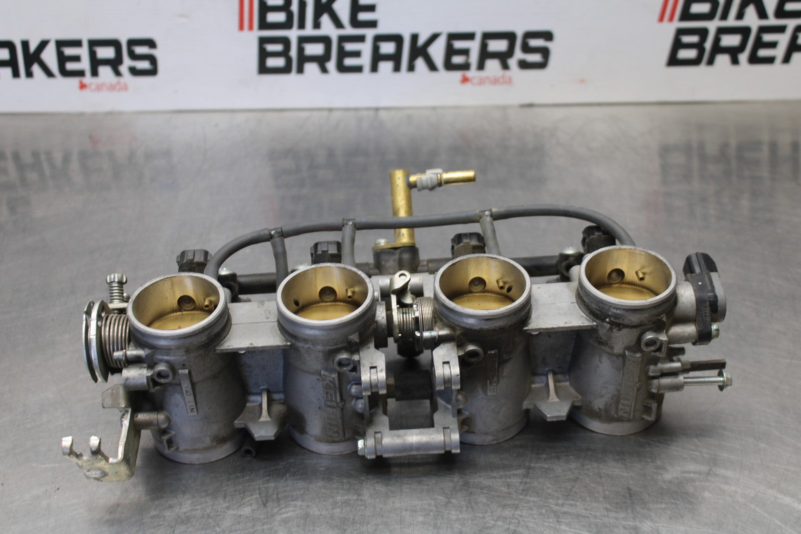 05-06 SUZUKI GSXR1000 MAIN FUEL INJECTORS / THROTTLE BODIES BB773