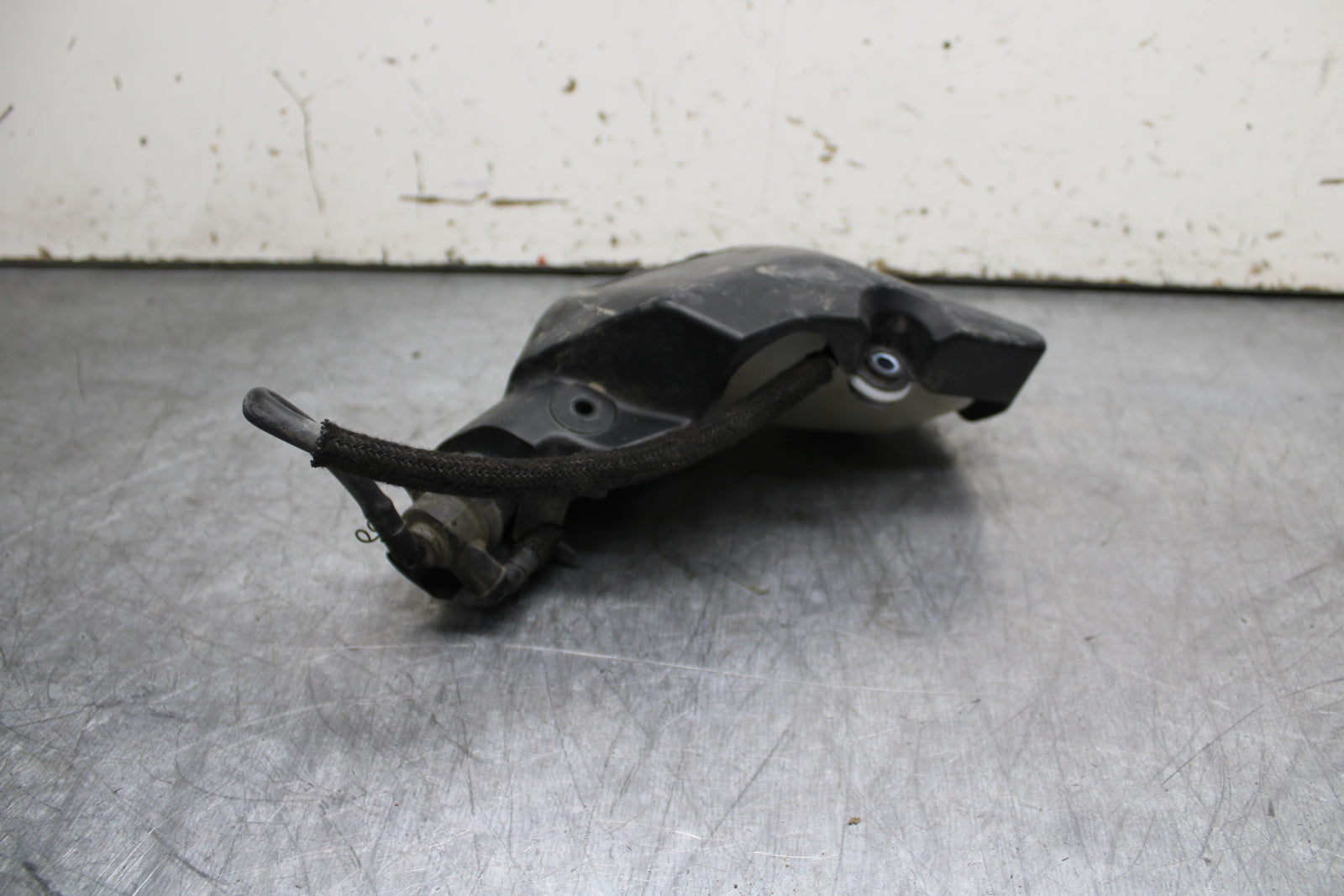 22-24 YAMAHA XSR900 COOLANT WATER TANK RESERVOIR BOTTLE BB710