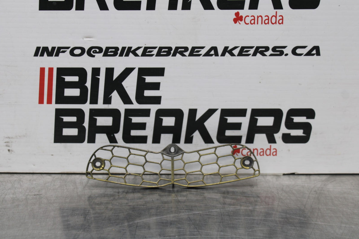 05 YAMAHA YZF R6 AIR INTAKE GRILL BB858