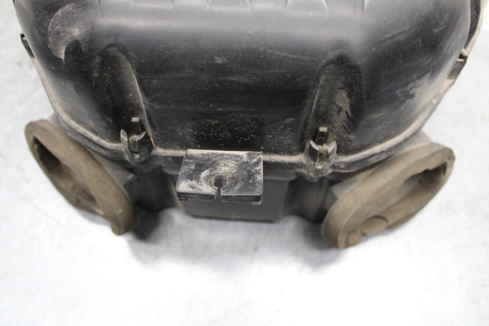 2001 Suzuki GSXR600 AIRBOX AIR INTAKE FILTER BOX 13700-39F00 BB59