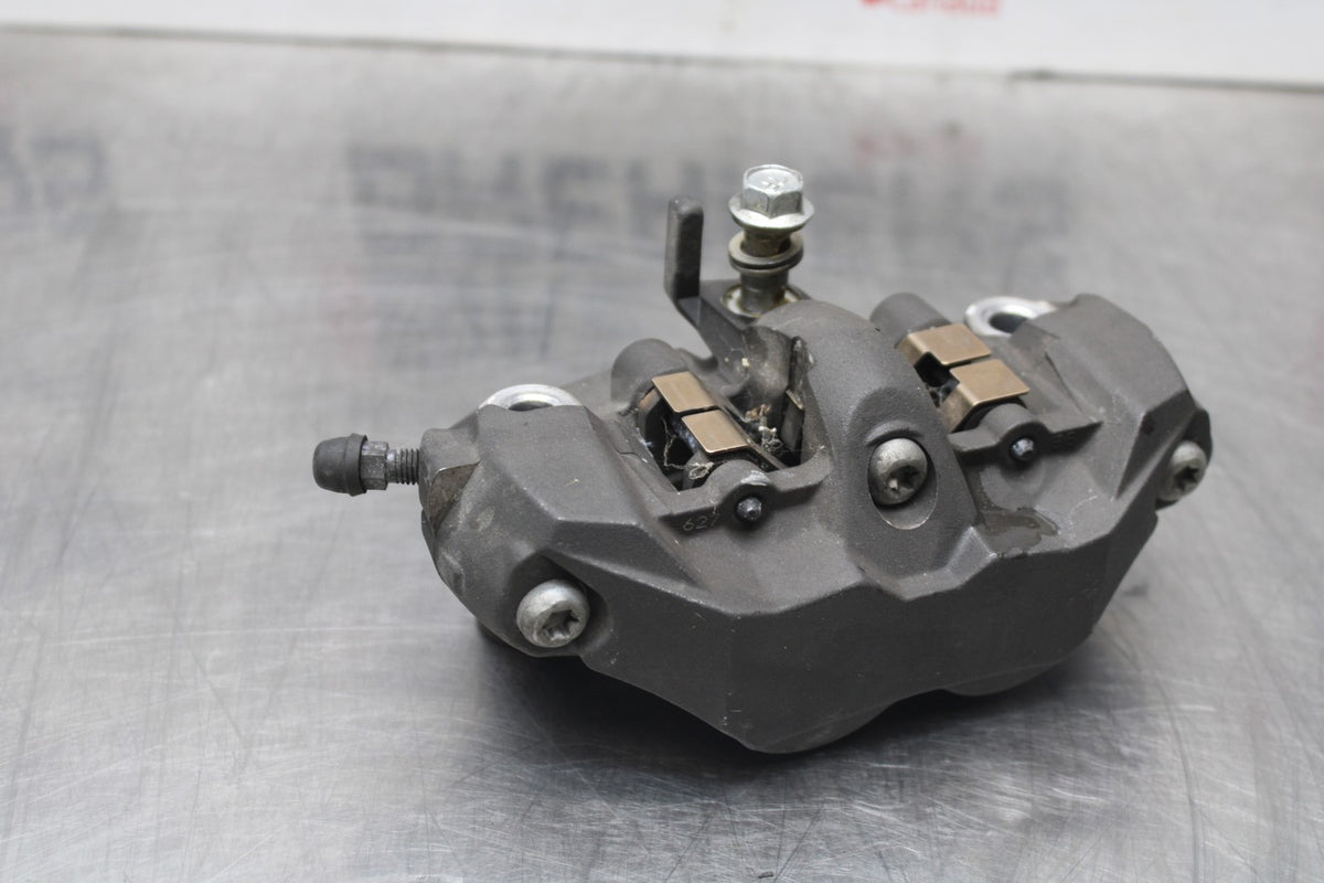 06-07 SUZUKI GSXR 600 RIGHT LEFT FRONT BRAKE CALIPER SET PAIR CALIPERS BB845