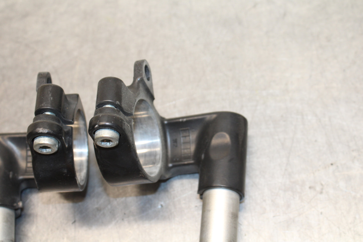 00-02 KAWASAKI NINJA ZX6R LEFT RIGHT CLIP ON ONS HANDLEBARS PAIR SET BB750