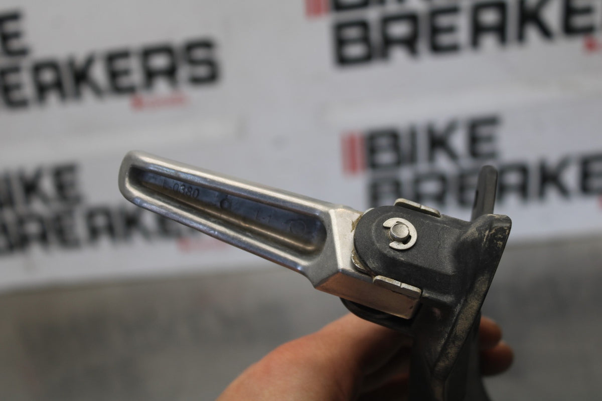 24 KAWASAKI NINJA ZX6R ZX636 ABS 40TH ANNIVERSARY LEFT REAR BACK PEG BB911