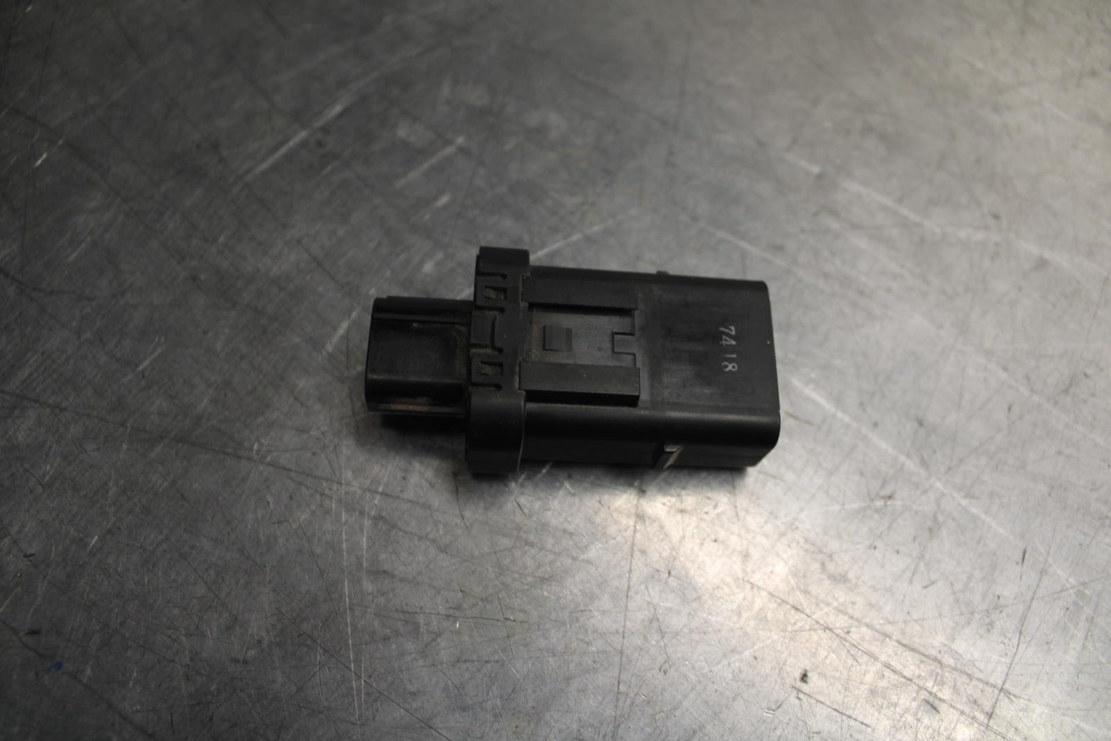 17 HONDA CRF1000LD AFRICA TWIN HEATED GRIP  RELAY SWITCH BB97