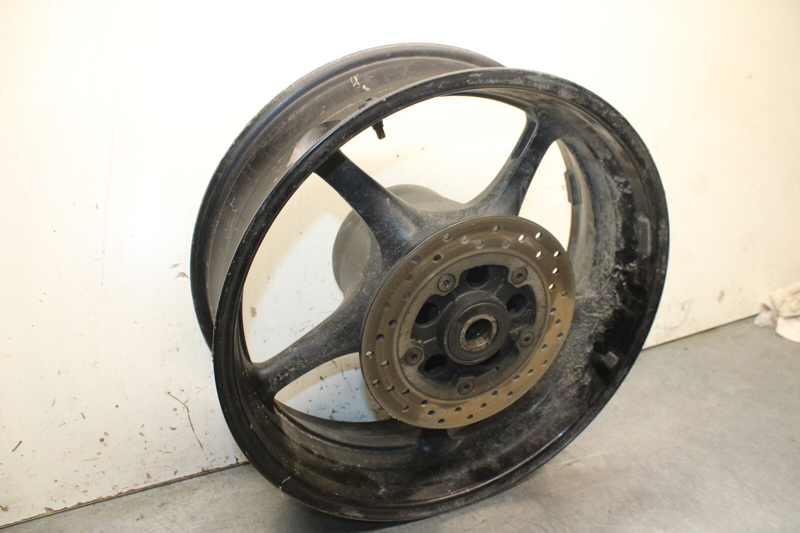 06-07 YAMAHA YZF R6 REAR WHEEL BACK RIM AND ROTOR BB742