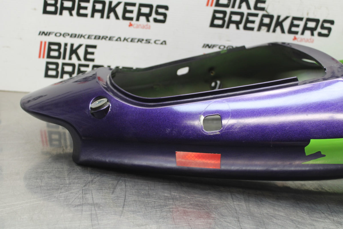 98 KAWASAKI NINJA ZX6 OEM REAR BACK TAIL FAIRING COWL SHROUD BB870
