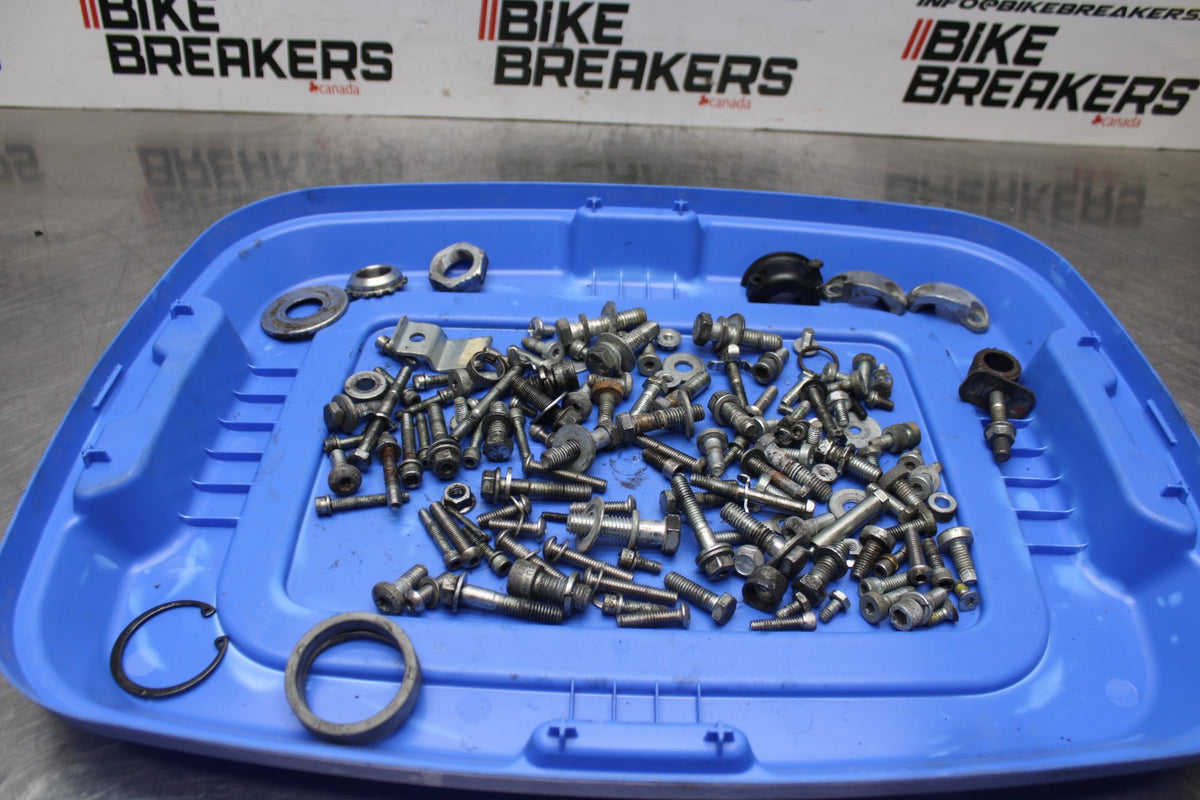 99-00 HARLEY-DAVIDSON ELECTRA GLIDE FLHT  MOUNTING BOLTS HARDWARE SCREWS BB805