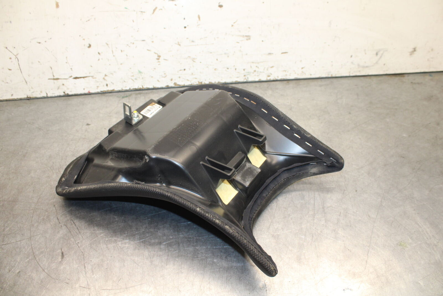 18-23 KAWASAKI NINJA 400 EX400 ABS FRONT DRIVERS SEAT PAD SADDLE PILLION BB747