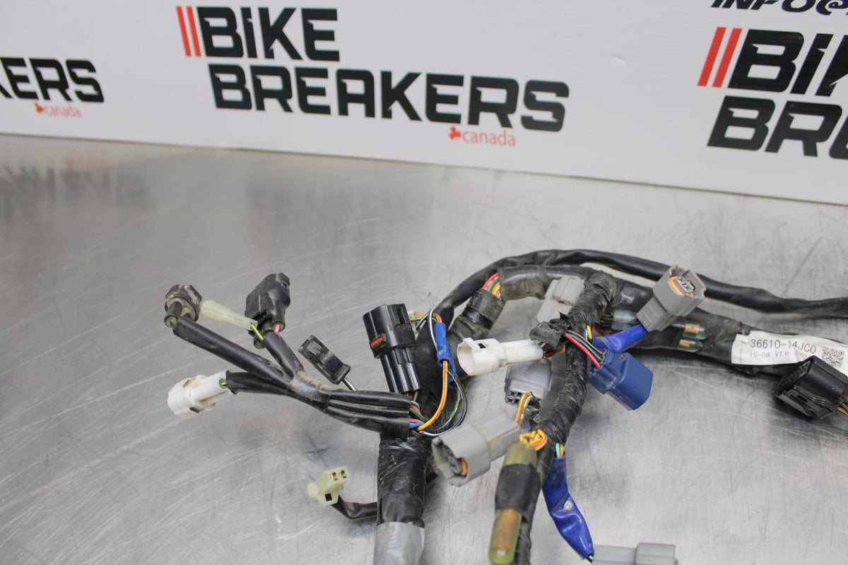11-22 SUZUKI GSXR 600  MAIN ENGINE WIRING HARNESS MOTOR WIRE LOOM BB193