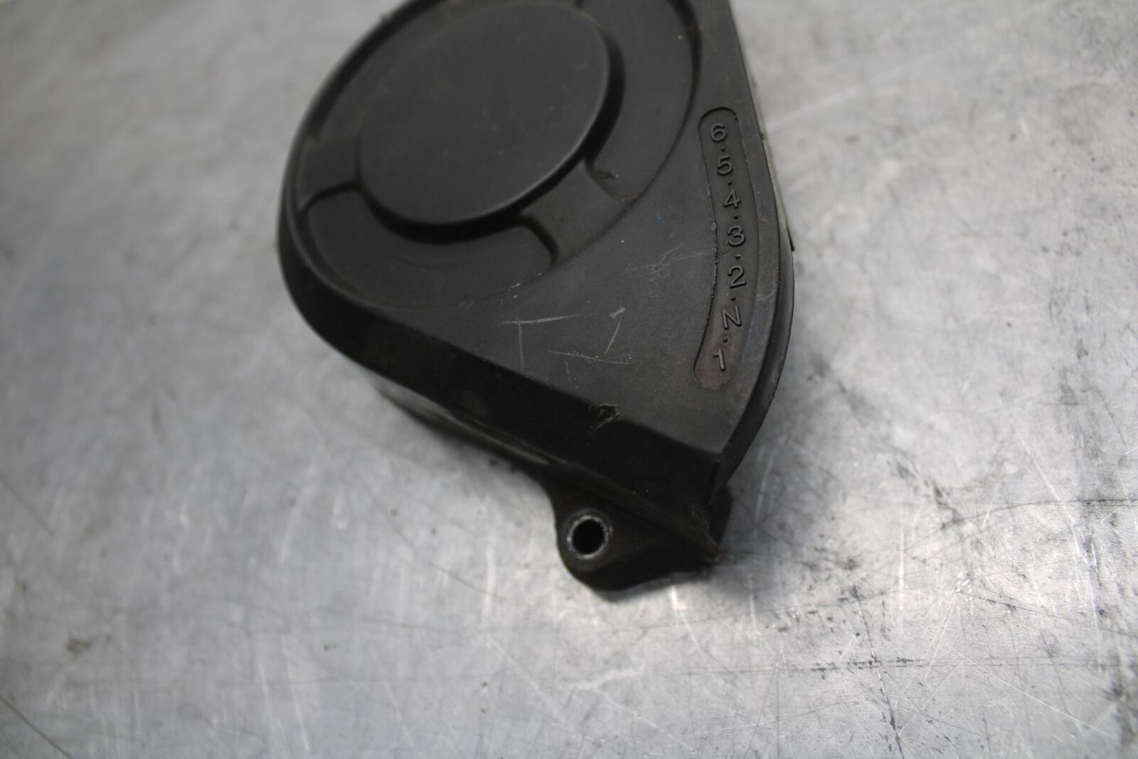 1992 Honda CBR600F2 ENGINE SPROCKET COVER 11350-MV9-670 BB40
