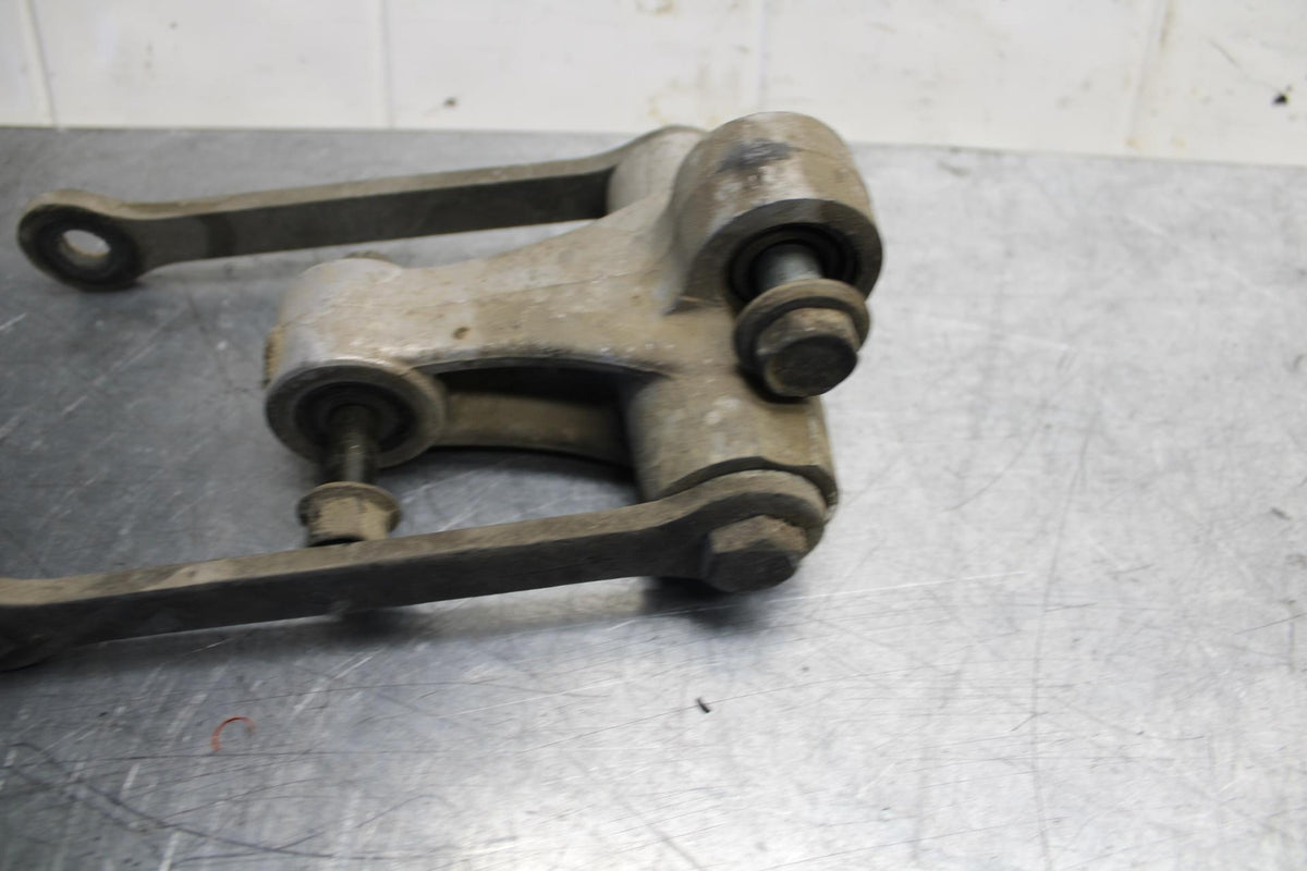 89-90 YAMAHA FZR600 REAR DOGBONE SHOCK LINKAGE LINK BB76