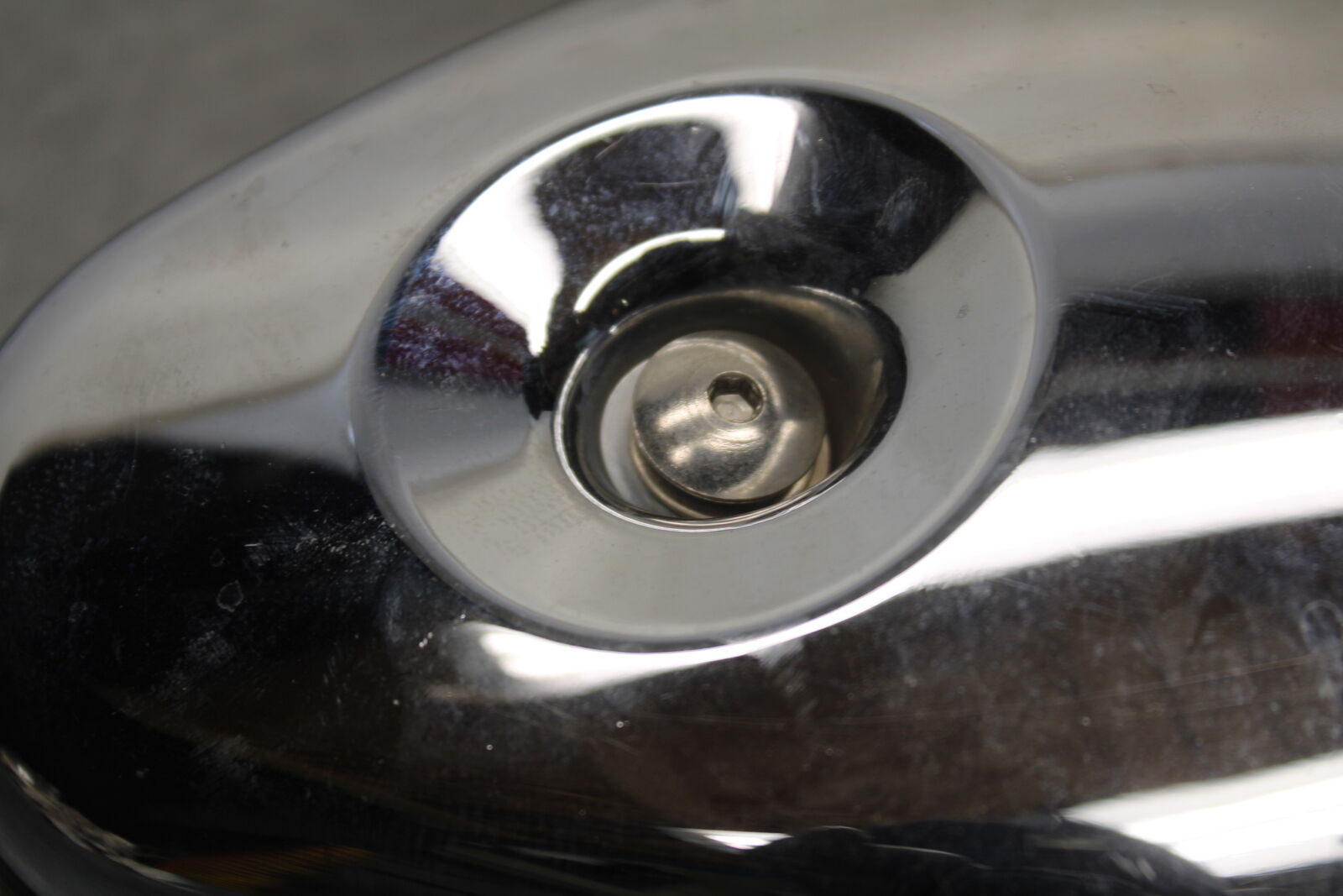 05-09 SUZUKI BOULEVARD C90 AIR CLEANER FILTER BOX BB692