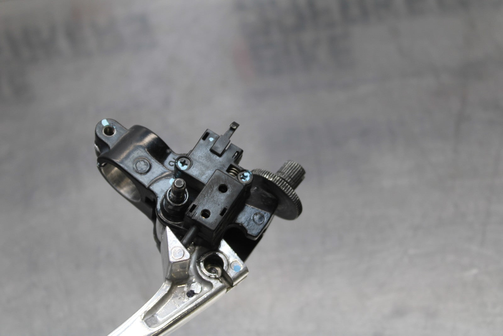 08-18 KAWASAKI KLR650 CLUTCH PERCH MOUNT WITH LEVER  BB183