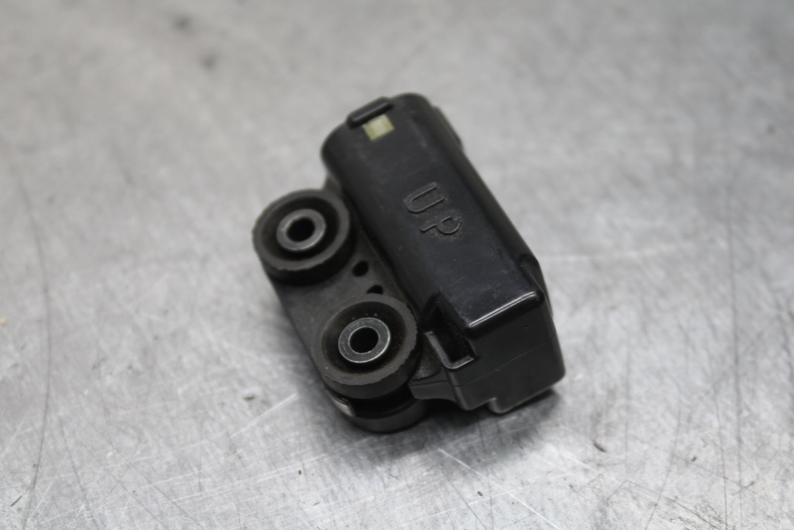 08-16 YAMAHA YZF R6 TIP OVER BANK ANGLE CRASH SENSOR SWITCH  BB131