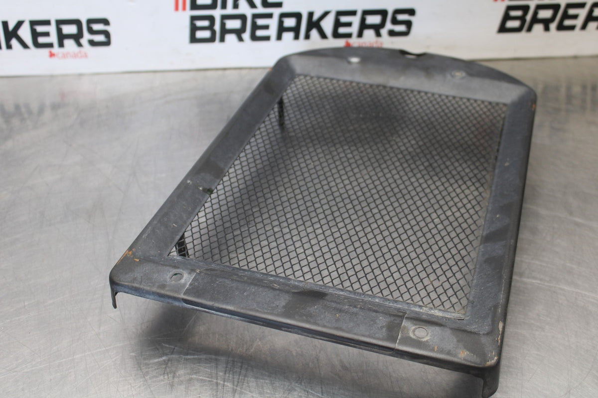 08 KAWASAKI VULCAN 1600 VN1600D NOMAD RADIATOR GRILLE GRILL SHIELD GUARD BB904
