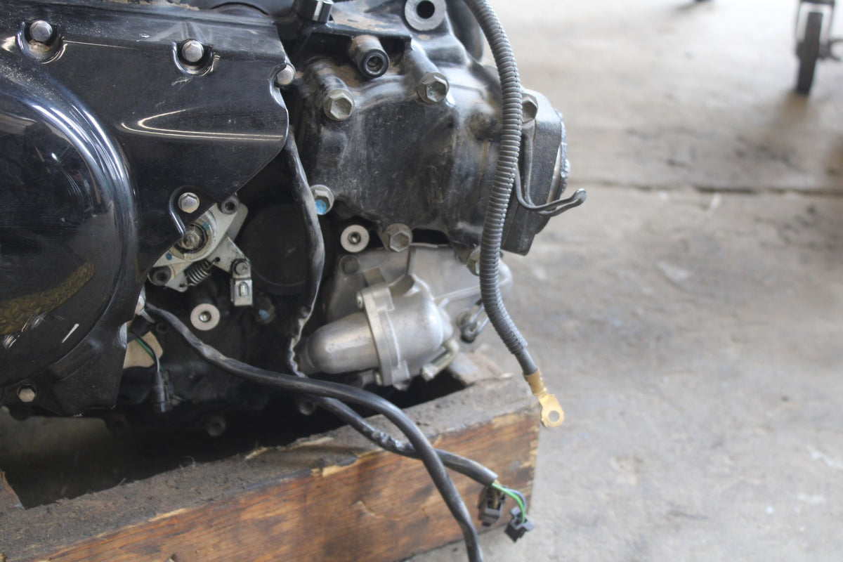 07 SUZUKI BOULEVARD M50 ENGINE MOTOR BB897