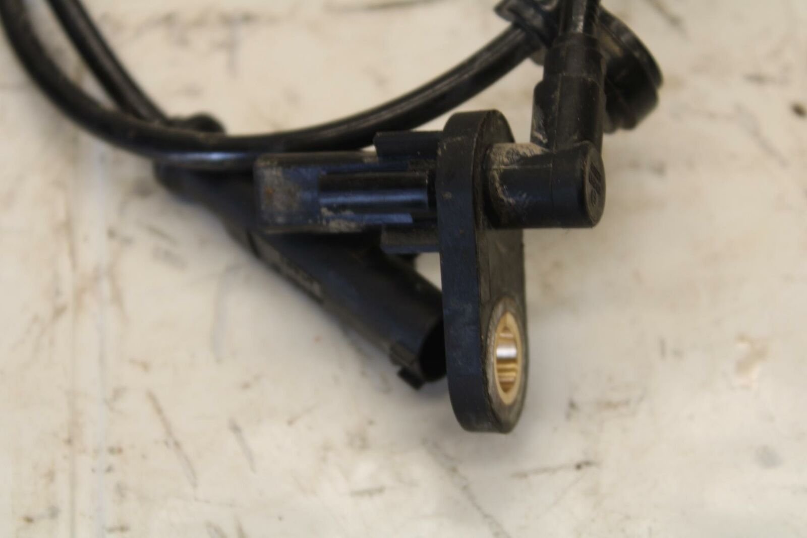 19-20 KAWASAKI NINJA ZX6R ZX636 REAR ABS BRAKE SENSOR BB407