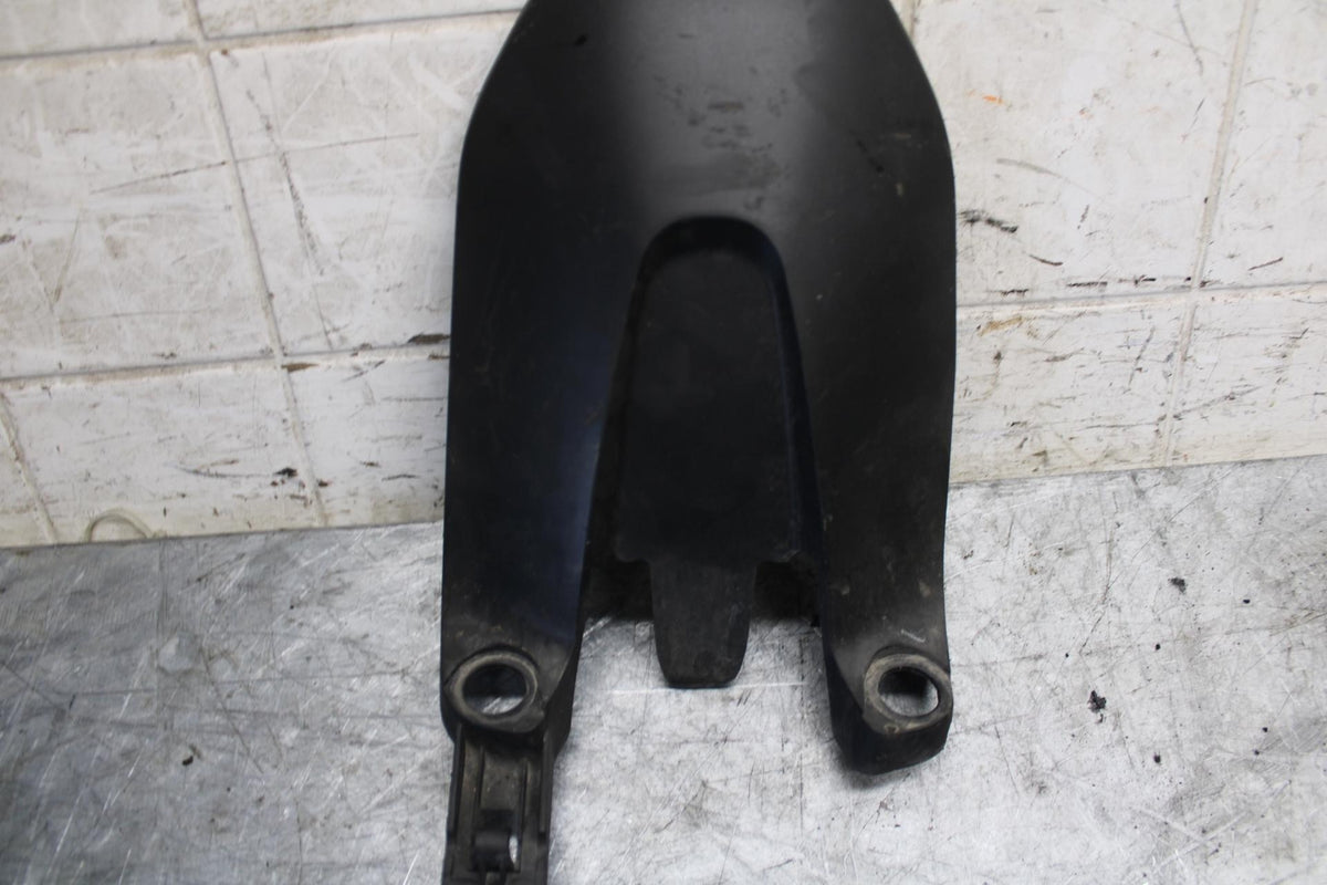 22-23 HUSQVARNA SVARTPILEN 401 REAR BACK WHEEL TIRE HUGGER FENDER BB541