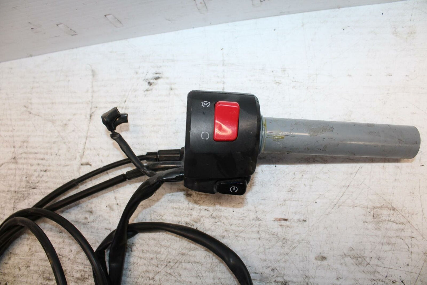 07-09 KAWASAKI VERSYS 650 RIGHT  HANDLE KILL OFF START SWITCH SWITCHES BB302