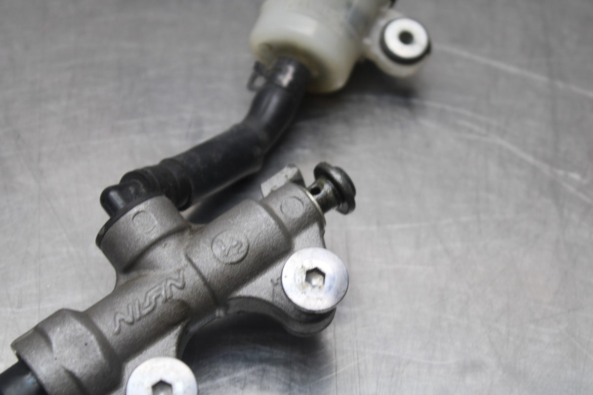08-16 YAMAHA YZF R6 REAR BACK BRAKE MASTER CYLINDER W RESERVOIR BB798
