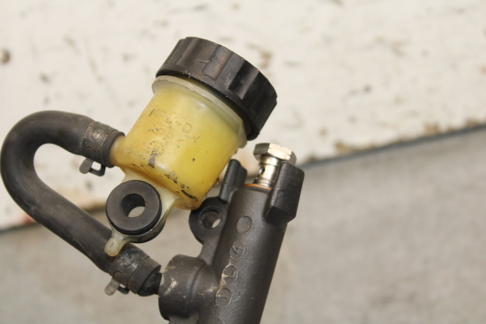 12-16 HONDA CBR1000RR REAR BACK BRAKE MASTER CYLINDER W RESERVOIR BB114