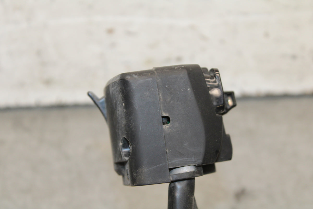 19-22 KAWASAKI Z400 LEFT CLIP ON HANDLE HORN SIGNALS SWITCH SWITCHES BB708