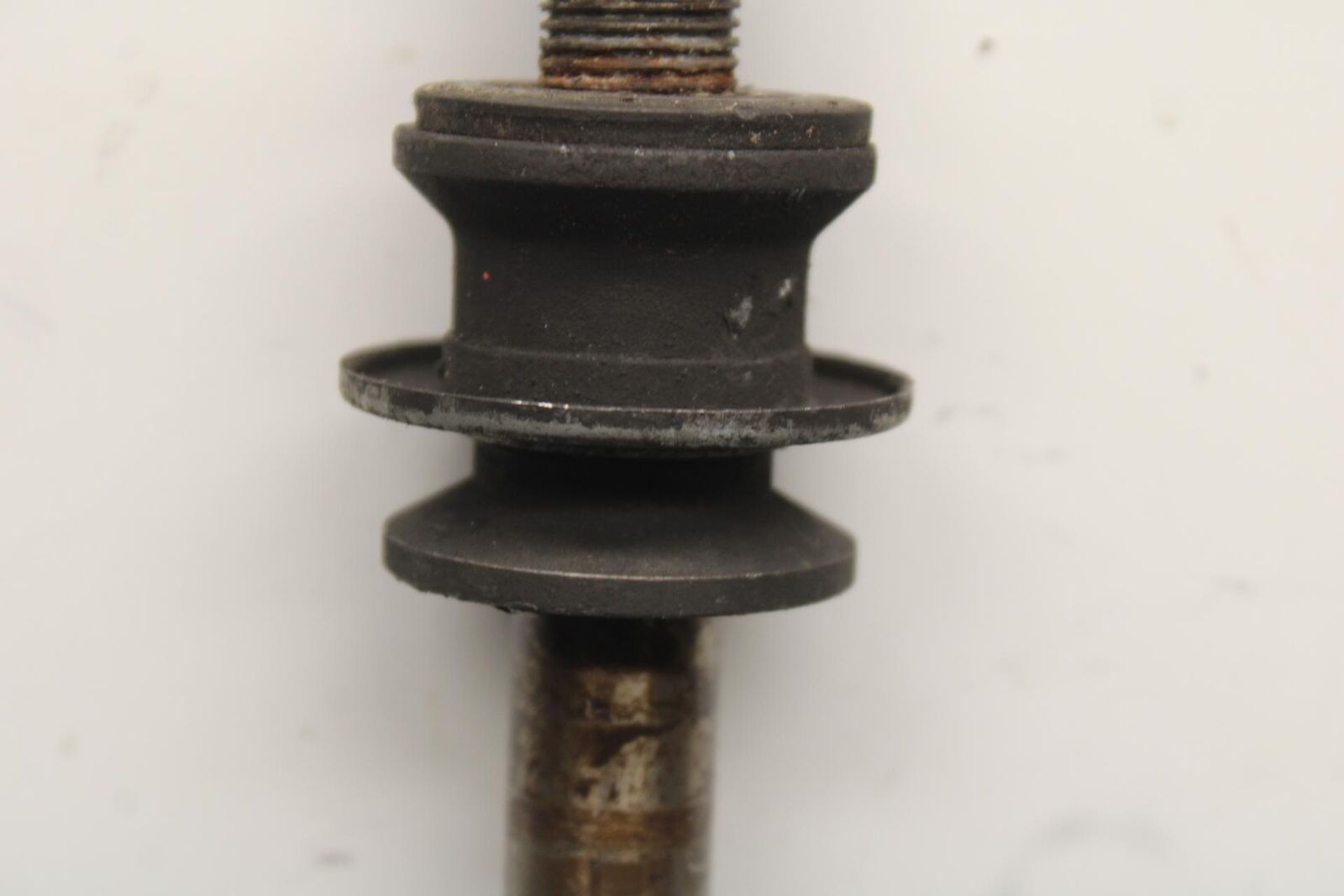 80-81 SUZUKI GS1000GL REAR AXLE BACK WHEEL RIM PIVOT BOLT AXEL BB103