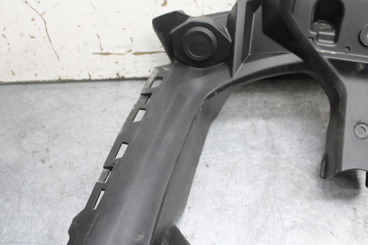 18-24 KAWASAKI NINJA 650 FRONT CENTER GAUGE COWL FAIRING BB725