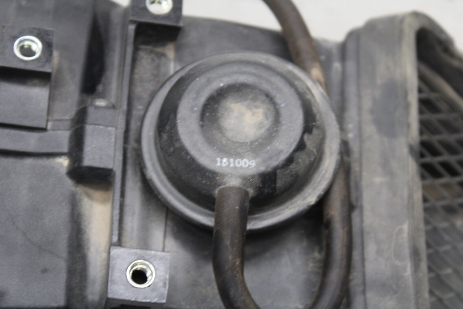 16 KAWASAKI NINJA ZX10R RAM AIR INTAKE TUBE DUCT 39045-0041 BB650