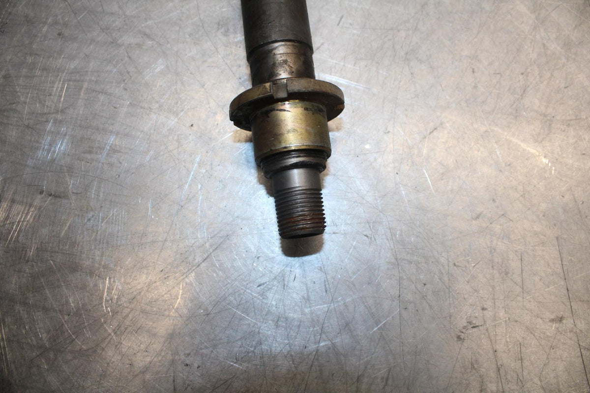 1981 Suzuki GS850G FRONT FORKS CLAMP LOWER TRIPLE TREE STEM BB37